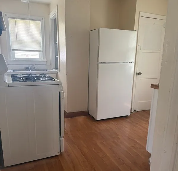 271 Churchill Rd — Photo 2