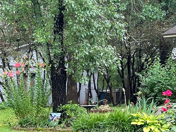 4th image of 5903 Edgewood Dr
