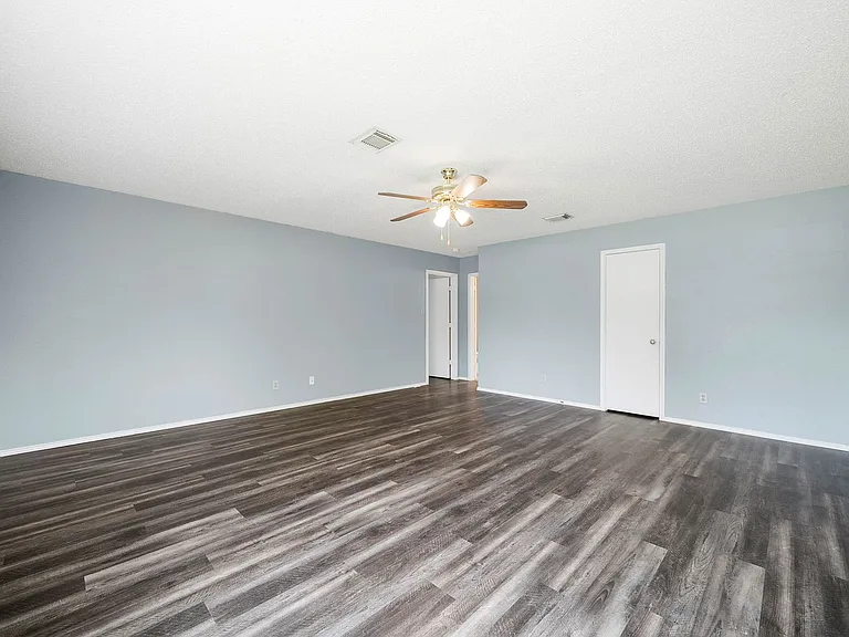 7839 Bypass Shls — Photo 13