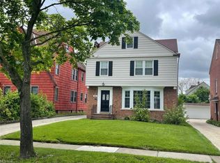 3652 Strathavon Rd, Shaker Heights, OH 44120