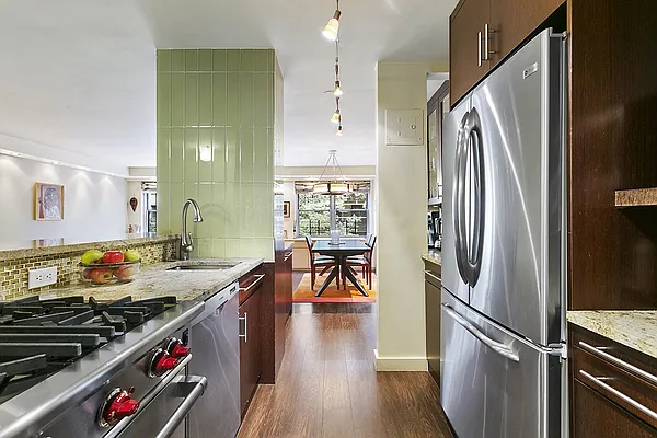 Sold by Nest Seekers International | media 3