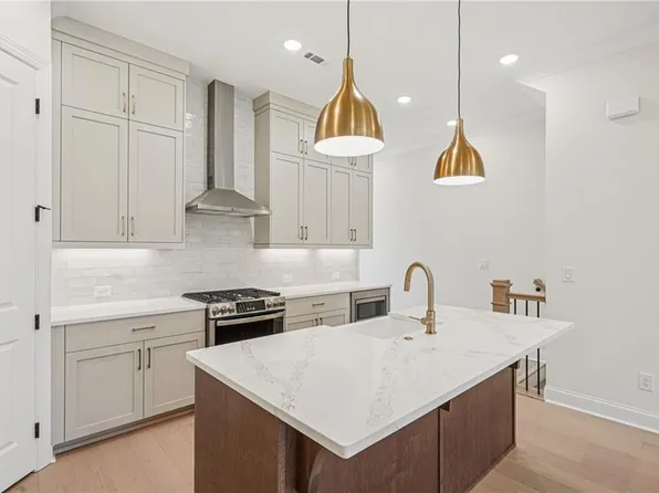 1017 Crown Oak St #50, Johns Creek, GA 30022