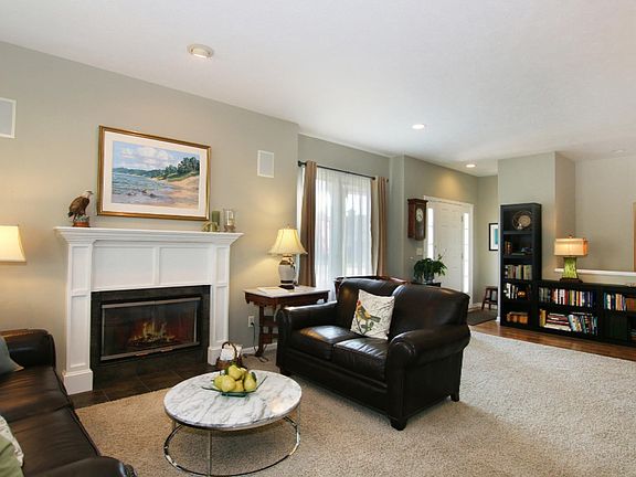 5th image of 1301 Saint Andrews Dr Unit 53
