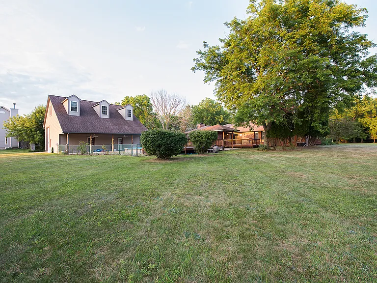 7666 Bishop Rd — Photo 60
