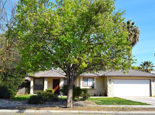 232 Somerset Dr, Lemoore, CA 93245