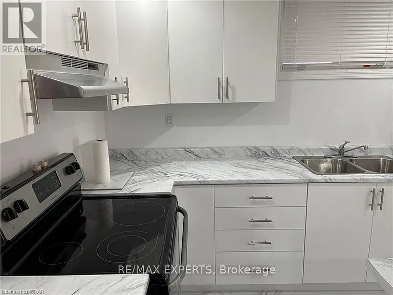 87 Newcastle Dr — Photo 4