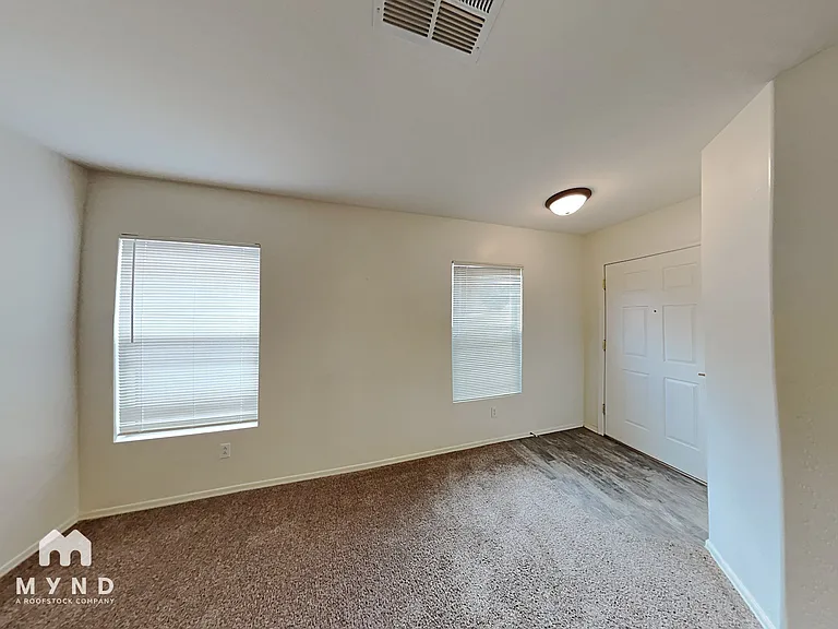 22564 W Pima St — Photo 3