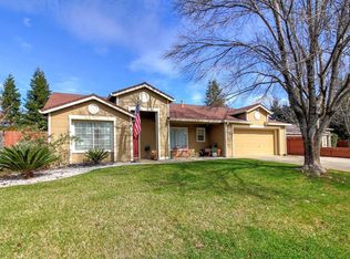1967 El Vista St, Redding, CA 96002