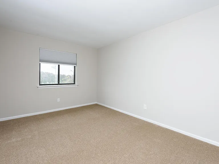 125 Conway Ct — Photo 19