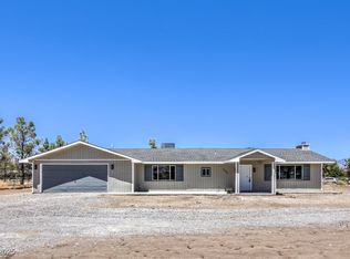 2700 W Prospector Ln, Pahrump, NV 89048