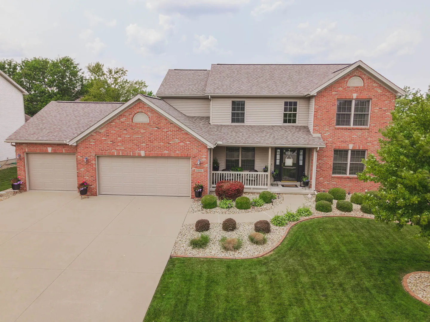 3606 Matthew Dr photo 1