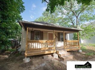 616 N 4th St, Beatrice, NE 68310