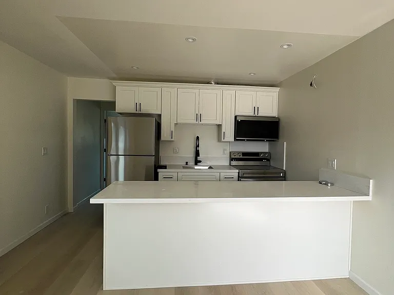 2511 Prince St #9 — Photo 7