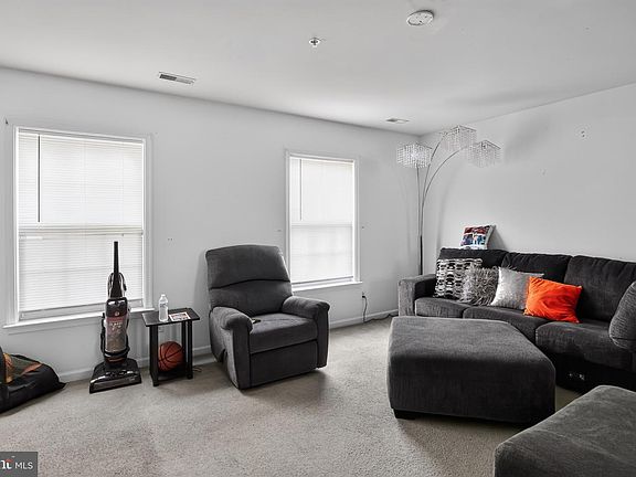 5th image of 236 Morgans Ct