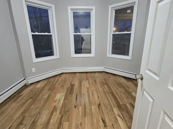 151 Armstrong Avenue image 5 of 9