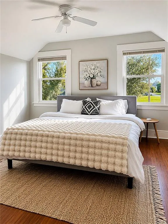 4 bed, 1864 sqft, $4,200 — Photo 3