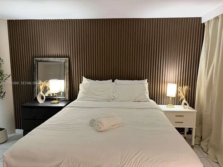 7904 West Dr #411 — Photo 4