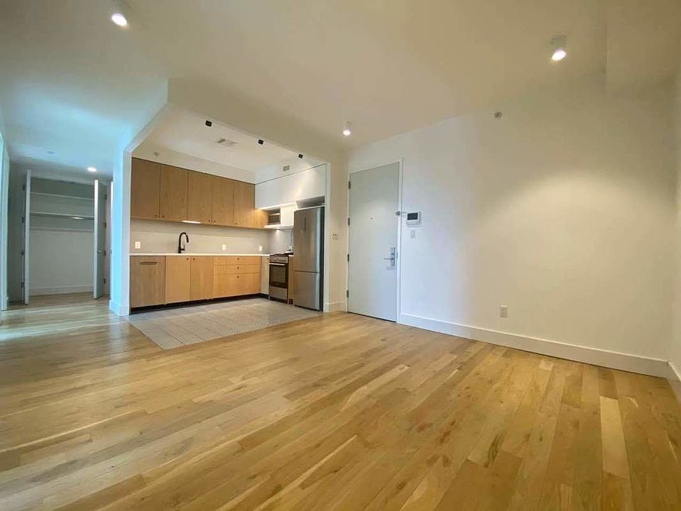 1st image of 633 Marcy Ave #502