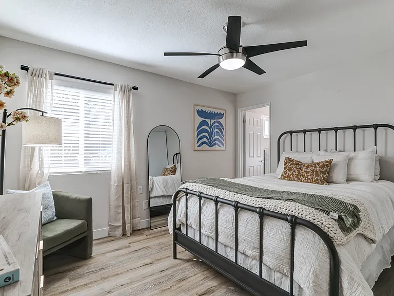 Stonewood Apartments Homes — Photo 13
