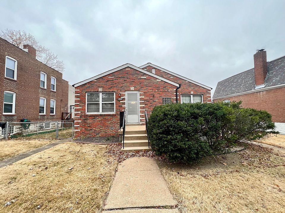 1st image of 6150 Victoria Ave #6150