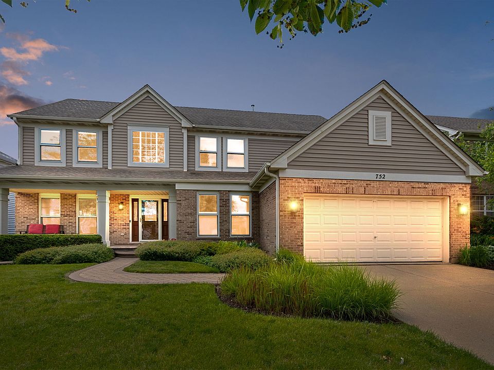 1st image of 752 Easton Ln