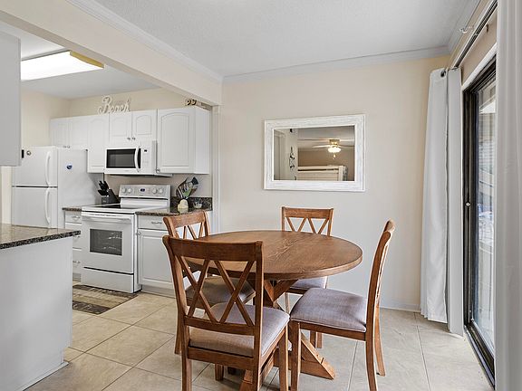 4th image of 256 Driftwood Bay N Unit 42A