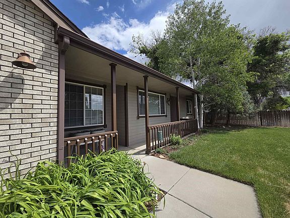 3rd image of 3080 Evanston Ave