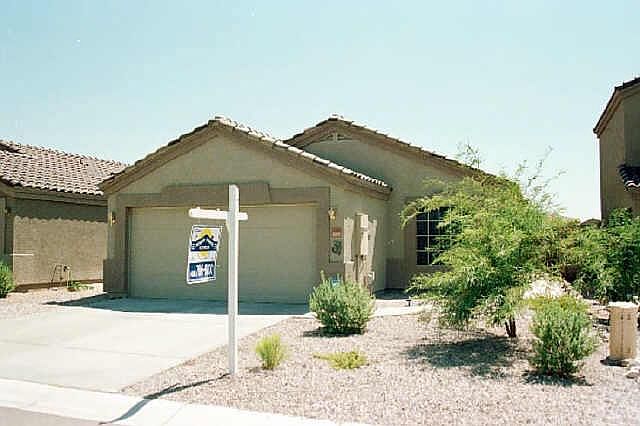 1st image of 139 S PARKWOOD Circle