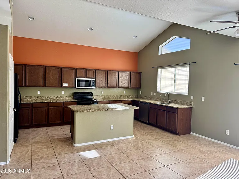 1733 E Primera Dr — Photo 5