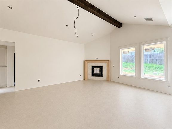 4th image of 16333 Whistle Creek Blvd
