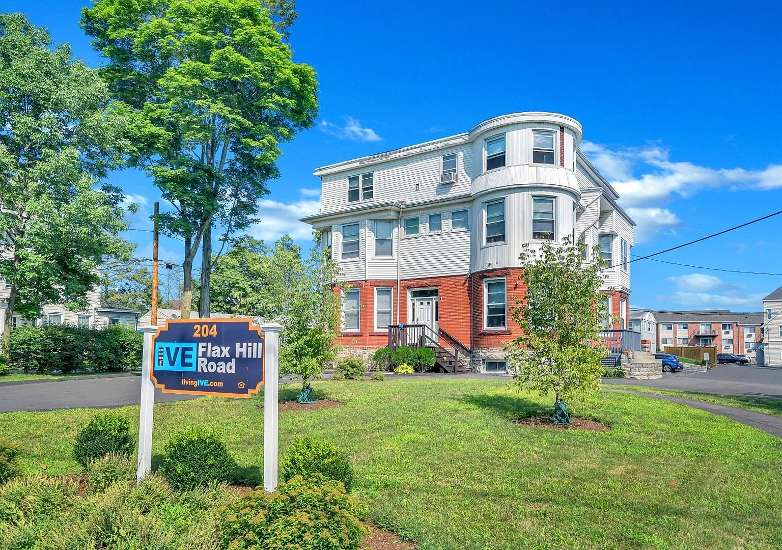 204 Flax Hill LLC — Photo 1