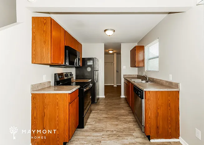 913 Belvedere Dr — Photo 3