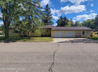 437 4th Ave SW, Perham, MN 56573