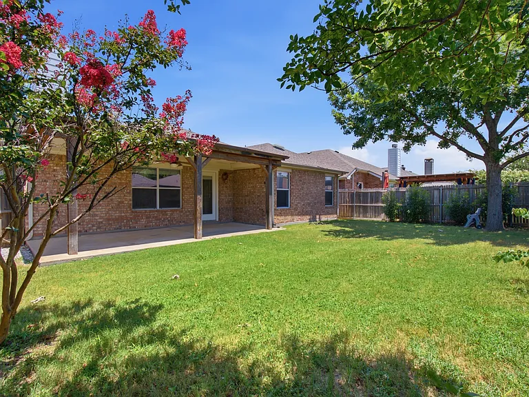 2324 Evening Song Dr — Photo 19