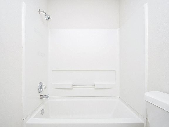 5th image of 16110 Darwood Ct