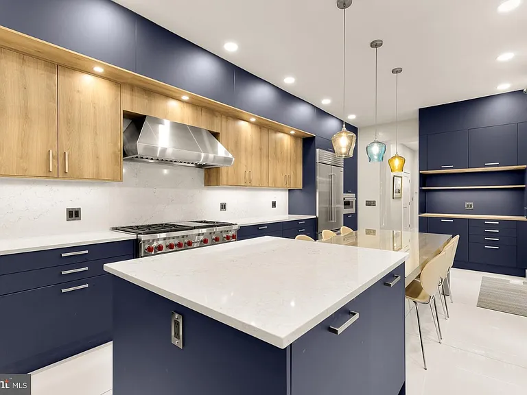 2137 R St NW — Photo 5