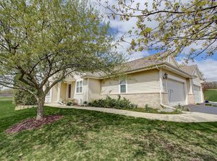3522 Rapids Trl, Waukesha, WI 53189