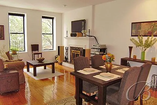 Sold by Bellmarc Realty | media 3