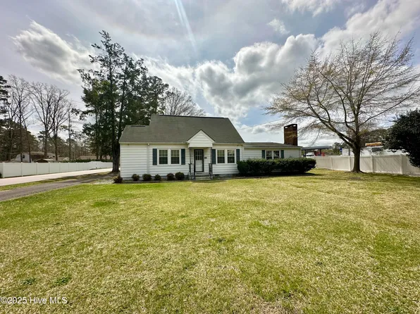 1102 Sterlingworth Street, Windsor, NC 27983
