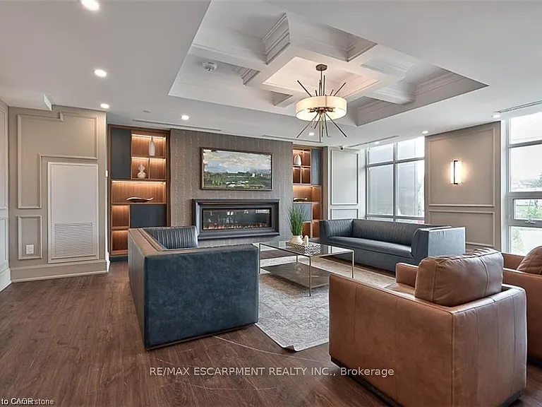 450 Dundas St E #801 — Photo 32