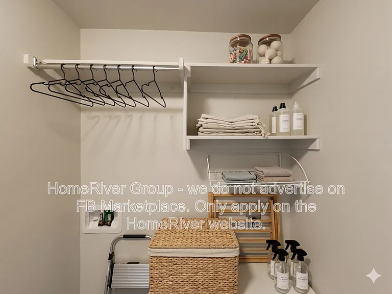 1354 N Taylor Way — Photo 10