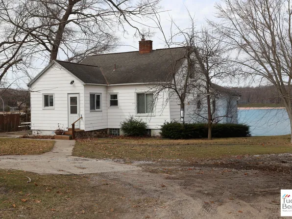 2378 Duff Rd, Twin Lake, MI 49457