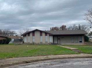 1449 Brook Valley Pl, Dallas, TX 75232