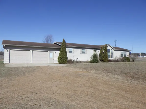 N4827 Willow Creek Rd, Shawano, WI 54166