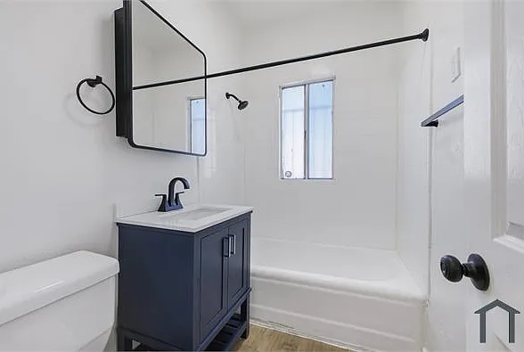4416 Wall St #3 — Photo 10