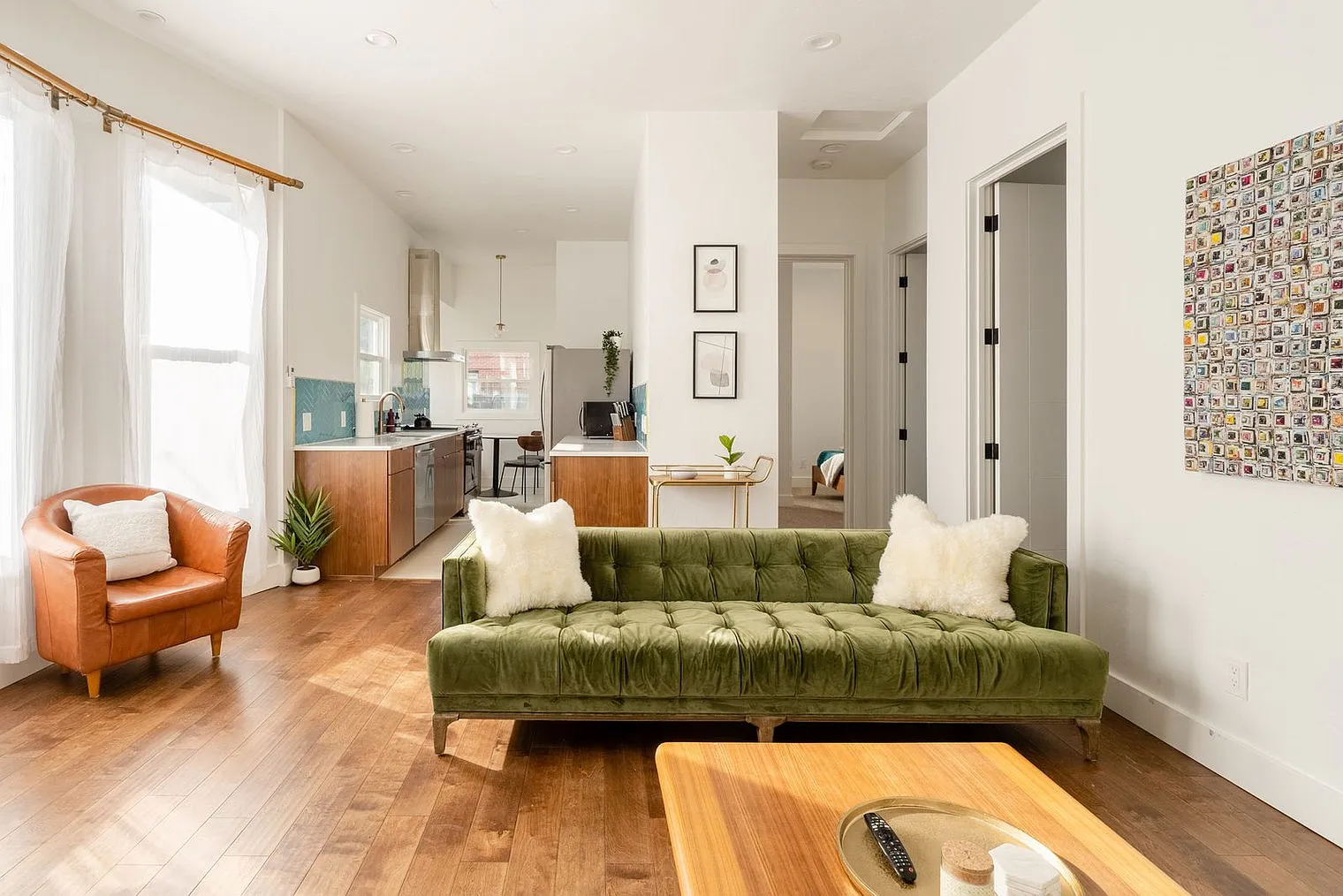 2 bed, 2.0 bath, 1022 sqft, $4,413 — Photo 4