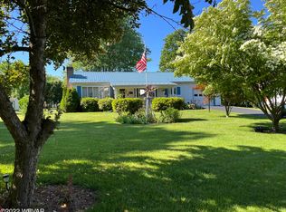 311 Fairmont Dr, Watsontown, PA 17777