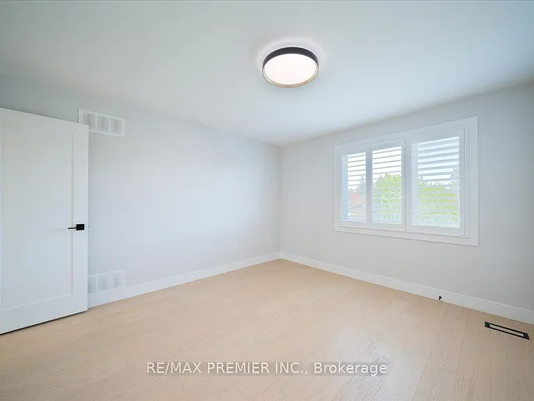 157 Jeanne Dr — Photo 22