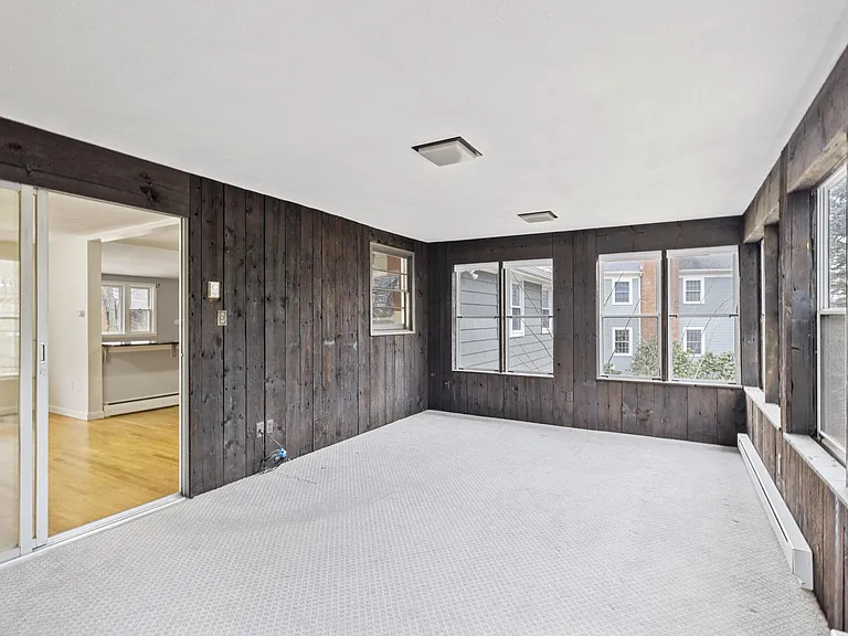 10 James St — Photo 14