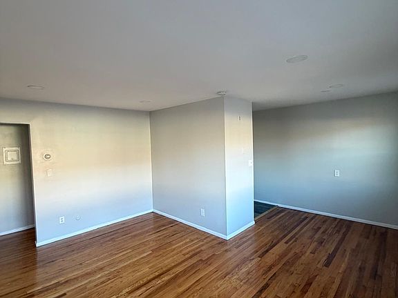 4th image of 977-983 Stuyvesant Ave #4